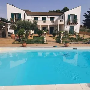 Isabella Enna Bed & Breakfast Pergusa